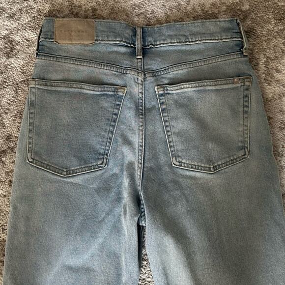 Everlane The Cheeky Split Hem Jean - Picture 7 of 7